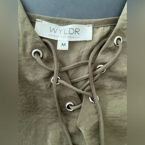 WYLDR lace up tank green silk size M